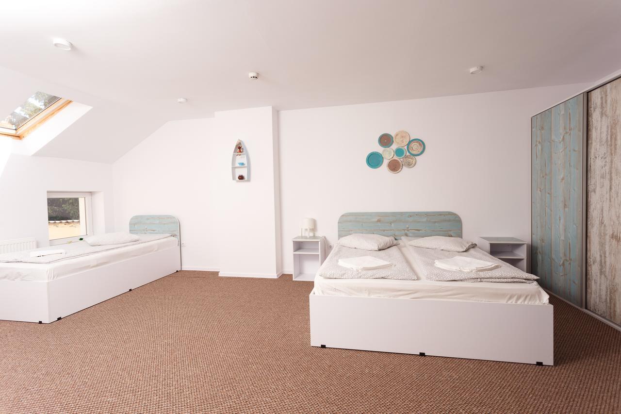 Csiki Hotel Miercurea Ciuc Eksteriør billede